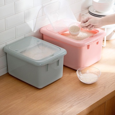 茶花米桶储米箱带盖厨房用品可装面粉s346