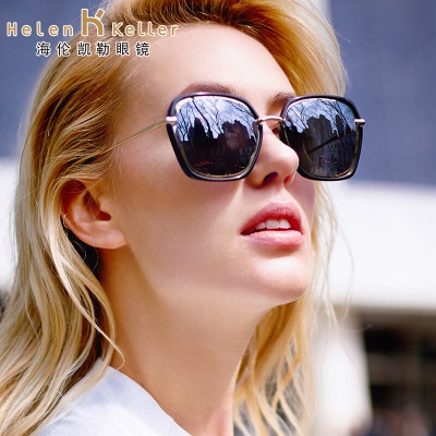 海伦凯勒太阳镜女款简约方框眼镜潮流单品时尚出街百搭偏光墨镜女H8621s348