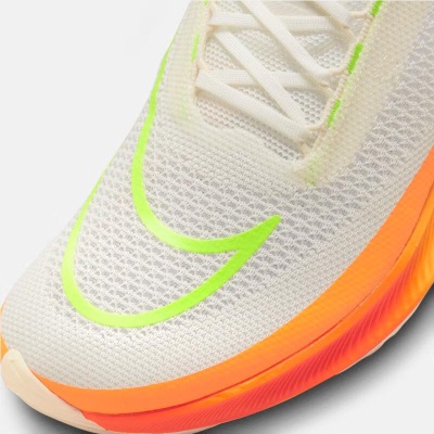 耐克（NIKE）男子跑步鞋 ZOOMX STREAKFLY FN3435-148s477