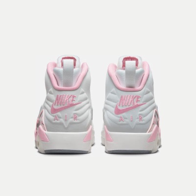 耐克（NIKE）JORDAN MVP 女子运动鞋 FB9019-106s477