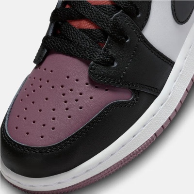 耐克（NIKE）AIR JORDAN 1 LOW SE (GS) AJ1 FB9908-102s477