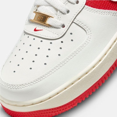 耐克（NIKE） 男子空军一号运动鞋 AIR FORCE 1 ’07 AF1 FN7439-133s477