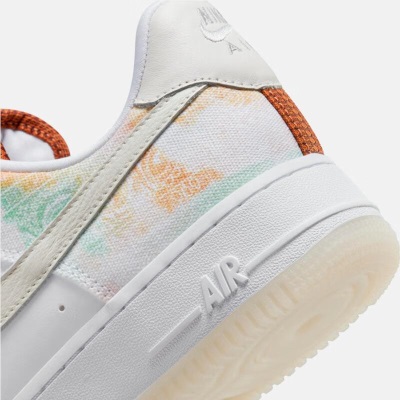 耐克（NIKE）女子空军一号运动鞋 AIR FORCE 1 ’07 LX AF1 FJ7739-101s477