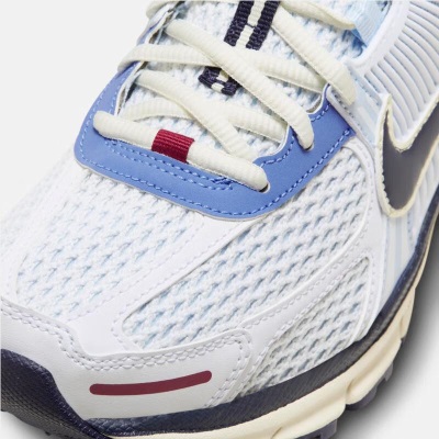 耐克（NIKE）NIKE ZOOM VOMERO 5 女子运动鞋 FV8111-451s477