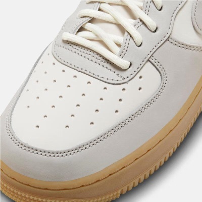 耐克（NIKE）AIR FORCE 1 ’07 WB 男子空军一号运动鞋 FD3365-001s477