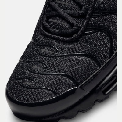 耐克（NIKE）AIR MAX PLUS 男子运动鞋 604133-050s477