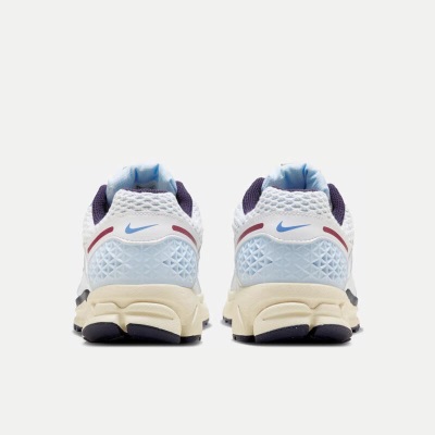 耐克（NIKE）NIKE ZOOM VOMERO 5 女子运动鞋 FV8111-451s477