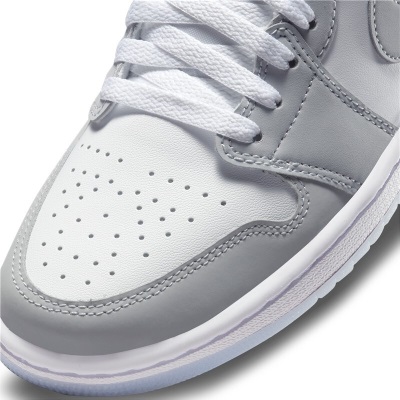 耐克（NIKE）AIR JORDAN 1 LOW AJ1 女子运动鞋刺绣板鞋 DC0774-105s477