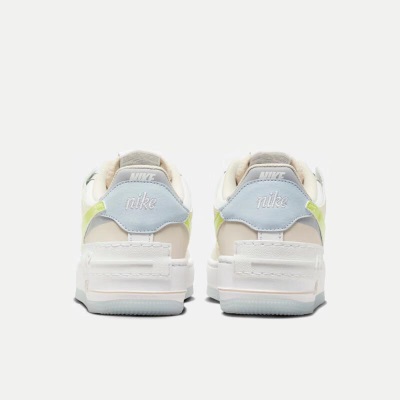 耐克（NIKE）女子空军一号运动鞋 AF1 SHADOW FB7582-100s477