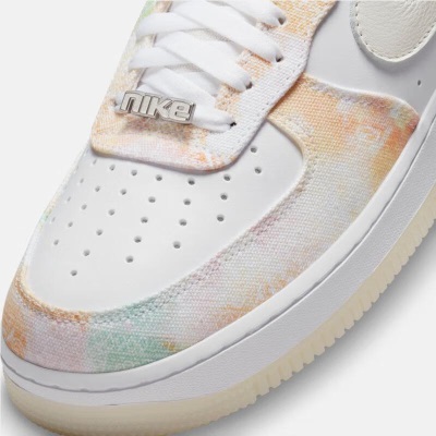 耐克（NIKE）女子空军一号运动鞋 AIR FORCE 1 ’07 LX AF1 FJ7739-101s477