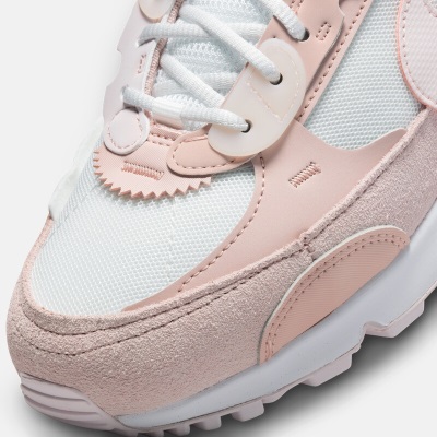 耐克 女子运动鞋 NIKE AIR MAX 90 FUTURAs477