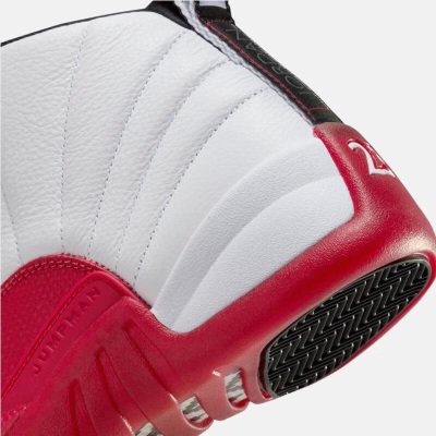 耐克（NIKE）AIR JORDAN 12 RETRO 复刻男子缓震复古运动鞋 CT8013-116s477