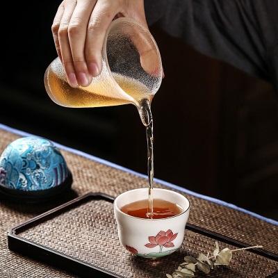 金镶玉 功夫茶具品茗杯个人杯茶杯 釉下彩 主人杯 手绘旅行五彩荷花s464