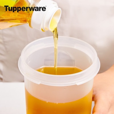 特百惠（Tupperware）塑料油壶 890ml防漏中大油壶酱醋调味壶密封不滴礼盒装s467