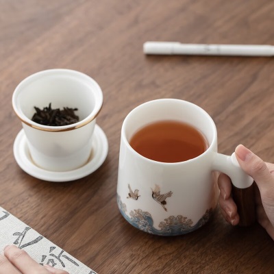 金镶玉茶杯 陶瓷马克杯带盖过滤大容量办公室泡茶杯功夫茶具送礼礼盒装 鹤鸣海浪办公杯s464